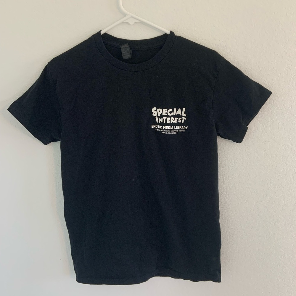 Special Interest Tee - Picture 3 of 7